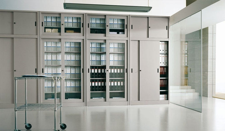 Sopralzo con ante in vetro e struttura metallica verniciata cm. 180x60x85h