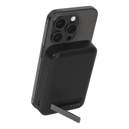 Belkin BoostCharge Pro Carica wireless Nero (10K MAGSAFE POWERBANK W KICKSTANDBLK)
