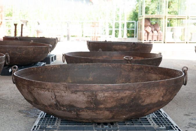 Biscottini VECCHIO CONTENITORE IN FERRO BATTUTO /crogiolo braciere dimensioni Offerta