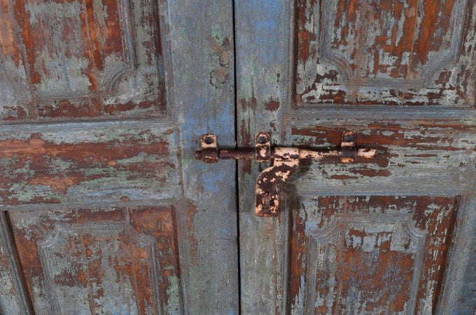 Biscottini Porta portone in legno massello e ferro da interno o da esterno vecchia e antica medievale con telaio e vetro