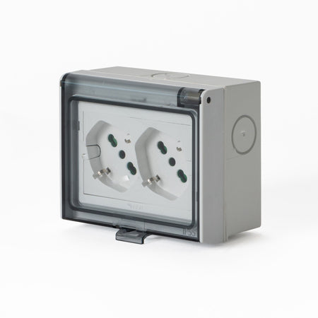 Multipresa Universale IP55 con Doppia Presa Bipasso Italiana Schuko con Scatola da Parete 3 Moduli
