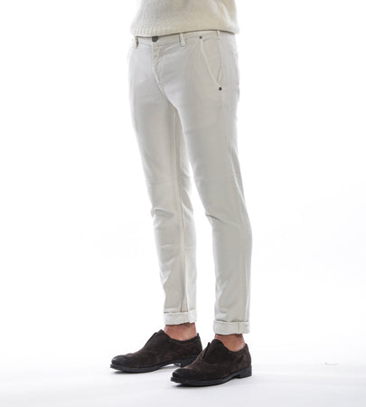 Uniform pantalone uomo mod Dean soft hand smerigliato al carbonio tinto capo