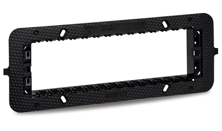 Supporto Smart44 con Viti per Scatole Rettangolari 7 Moduli