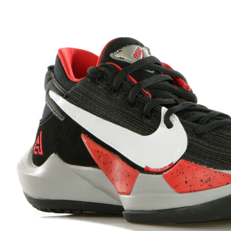 NIKE NBA Scarpa Basket Uomo Zoom Freak 2 Black/white/university Red da uomo