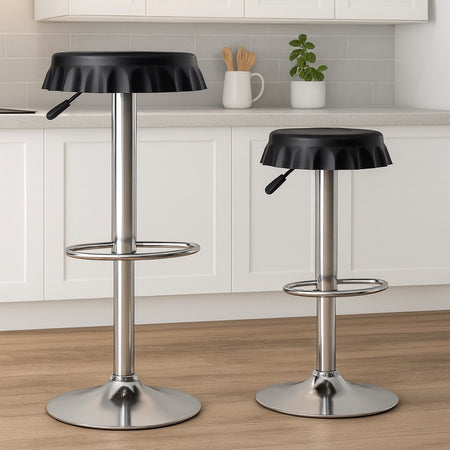 Set 2 Sgabelli Bar Cucina Girevoli Design Tappo Bottiglia Regolabili Nero Cromati