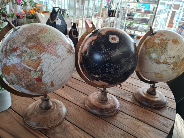 Mappamondo decorativo per scrivania con piedistallo in legno h 38 cm