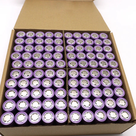 50 BATTERIE 18650 3,7V 6800mAh LITIO TESTA PIATTA SALDARE RICARICABILE PACCO BATTERIA TORCIA