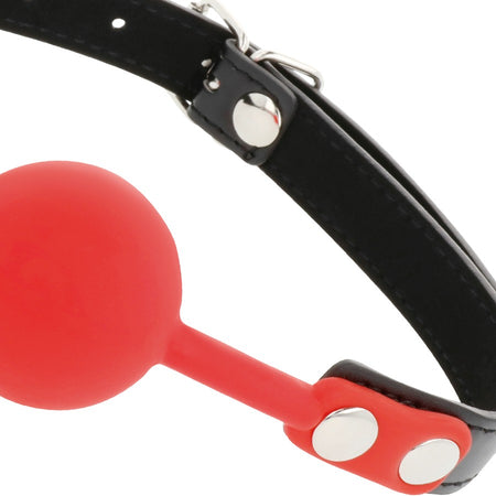 Darkness Ball Gag in Silicone Rosso