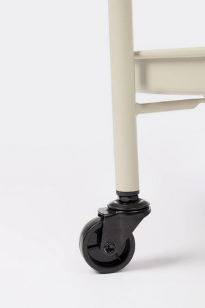 Carrello "Austin" con vassoio struttura in acciaio trattato per esterno