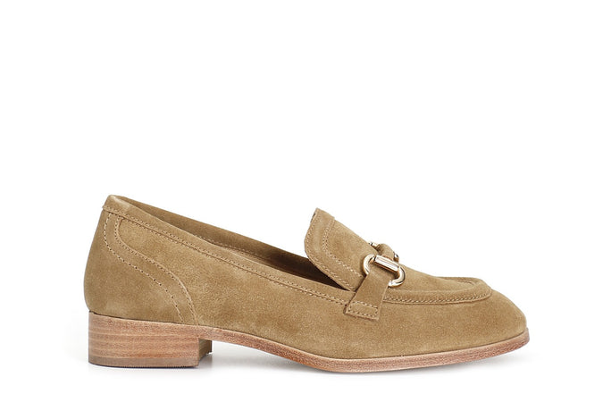 MOCASSINO IN PELLE SCAMOSCIATA CON MORSETTO