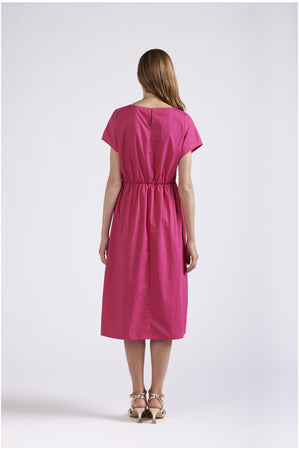 ABITO CON PIEGHE A DRAPPEGGIO