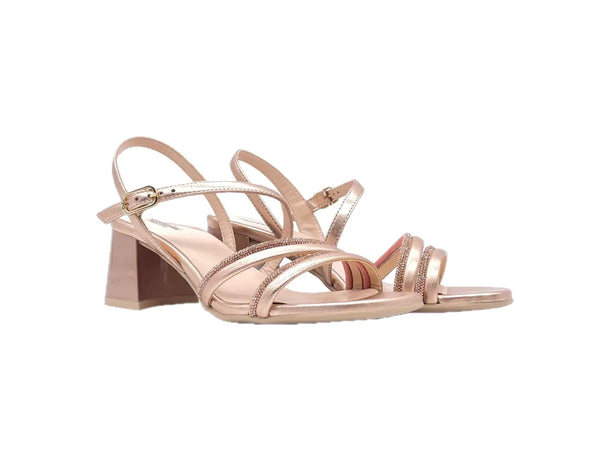 NERO GIARDINI Sandali donna in pelle laminata phard
