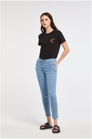 PANTALONE SKINNY CON ABRASIONI ALL'ORLO