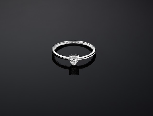 CHIARA FERRAGNI @ -  ANELLO FIRST LOVE SILVER