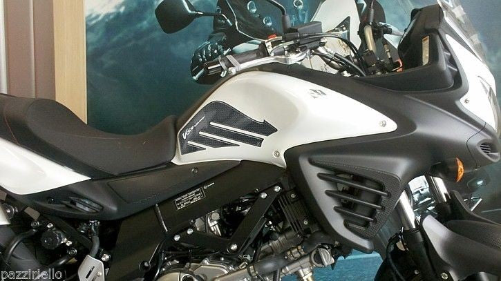 2 ADESIVI 3D PROTEZIONI LATERALI SERBATOIO compatibili x MOTO SUZUKI V-STROM DL