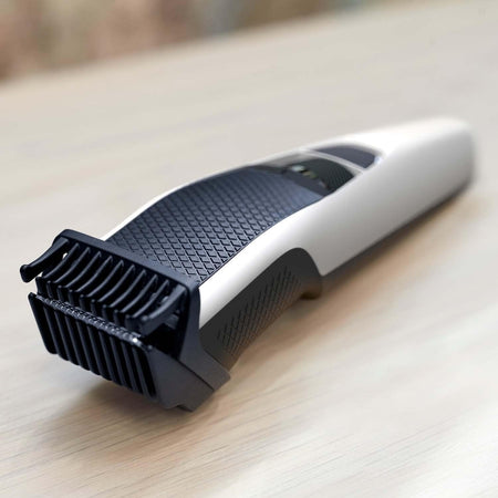 Philips BEARDTRIMMER Series 3000 BT3206/13 regolabarba Nero, Argento