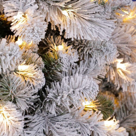 Albero di Natale Innevato con base tronco e luci led "Marmolada" in PE Effetto Real Touch + PVC + Flock
