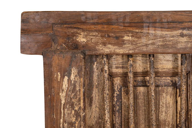 Biscottini Finestra finestrina grata in legno massello e in ferro antica e vecchia medievale con telaio da interno o da esterno