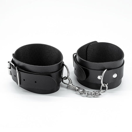 Bondage kit con polsiere cavigliere collare guinzaglio mascherina ball-gag frusta corda 8 pz fetish