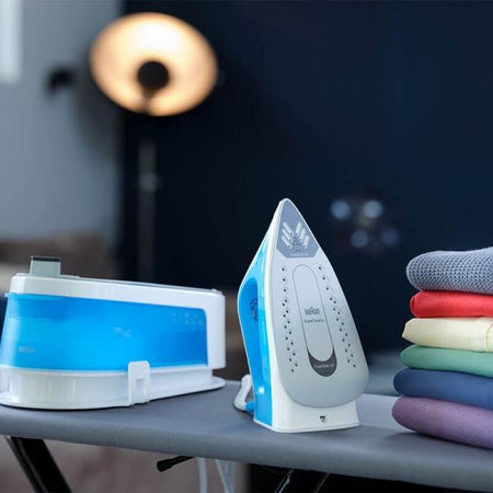 Braun Ferro Da Stiro Con Caldaia 1.5 Lt 2400w Bianco/Blu