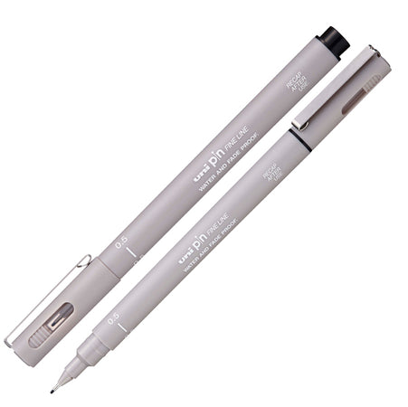 Pin Fineliner Grigio Chiaro Punta 0.5Mm Uni Mitsubishi