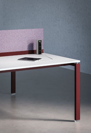 Bench operativa con due posti di lavoro, con pannello divisorio e gambe a cavalletto cm. 140/160/180x164x73/107,3h