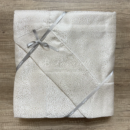 Copriletto Estivo In Tappezzeria Matrimoniale Spilla 2503S75