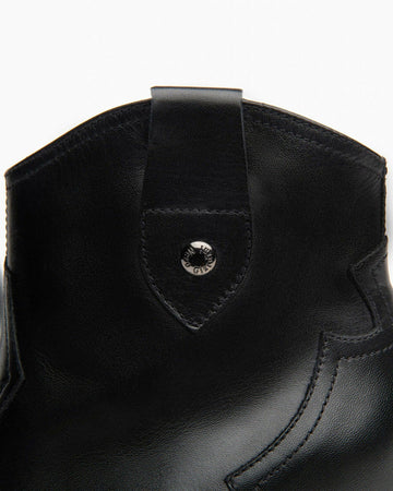 I013273D_100_04-1638x2048