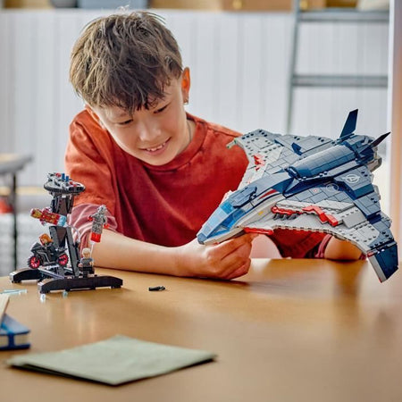 LEGO  Marvel 76325 Vengadores: La Era de Ultrón Quinjet - Juego para nios de 10 aos