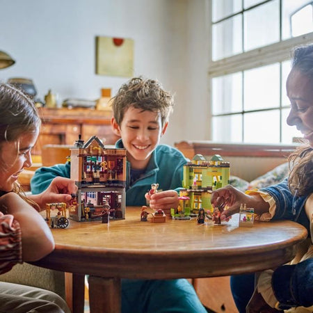 LEGO Harry Potter 76452 Negozio di accessori di Quidditch e Gelateria Gioco Età 8