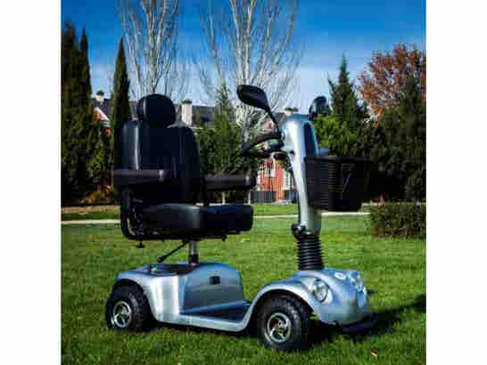 Monopattino elettrico Grand Classe per persone con disabilità e mobilità ridotta