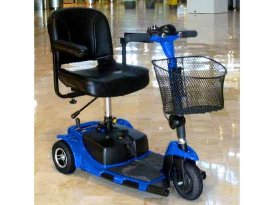 Libercar Smart Scooter elettrico a 3 ruote per persone con disabilità e mobilità ridotta