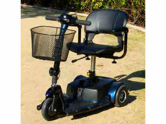 Libercar Smart Scooter elettrico a 3 ruote per persone con disabilità e mobilità ridotta