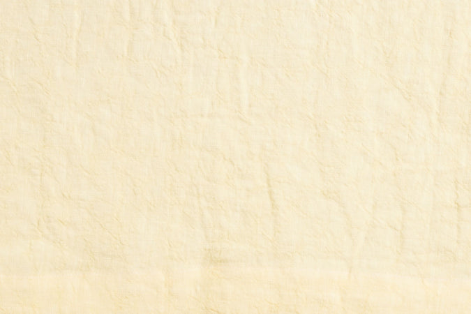 Runner da tavola in 100% puro lino lavato delavè stone washed morbido resistente elegante made in italy GIALLO PASTELLO - Vanita di raso