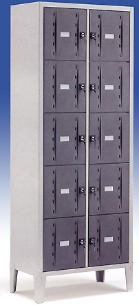 Armadio casellario metallico a 10 vani con ante antiurto in abs monoblocco cm. 70x35x180h