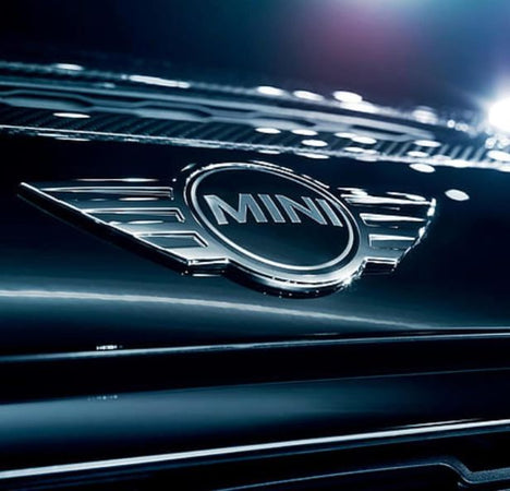 FREGIO ADESIVO STEMMA 3D PER USO SU MINI COOPER ONE COUNTRYMAN CLUBMAN 12X5CM