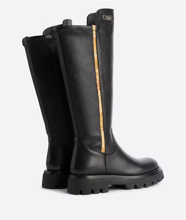 Alviero Martini Donna Stivali in pelle granata con logo smaltato