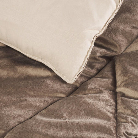 Via Roma 60 Trapunta Matrimoniale Estella in Velluto - Vari Colori S130 - Passarelli Biancheria