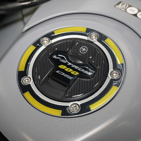 Adesivo-3D-protezione-tappo-serbatoio-moto-compatibili-con-Suzuki-V-Strom-800DE