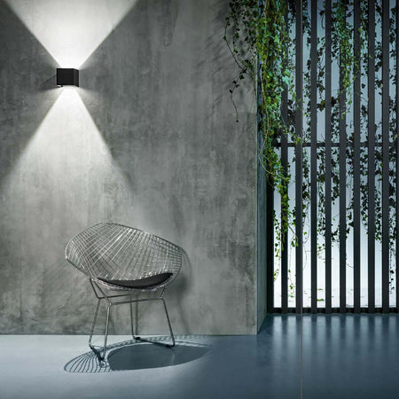 Applique-esterno-Gea-Led-ZORA-LED-IP65-GES1021-5W-fascio-regolabile-lampada-parete-biemissione-moderna