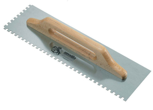Ausonia - 42085 Frattazzo Frattone Per Stucco Dentato A Due Mani Made In Italy Con Lama In Acciaio Carbonio 48X14 Dentatura 7,5X7,5 Mm E Manico Legno