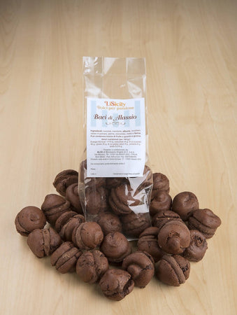 Baci Di Alassio Biscotti Liguri al Cioccolato Cuore Morbido Dolce Fatto A Mano 100% Mandorle Siciliane e Nocciole Piemontesi IGP Made in Italy fatti a mano artigianalmente made in Italy LiSicily dolci per passione - Alassio, Commerciovirtuoso.it