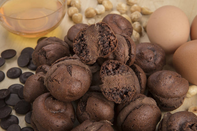 Baci Di Alassio Biscotti Liguri al Cioccolato Cuore Morbido Dolce Fatto A Mano 100% Mandorle Siciliane e Nocciole Piemontesi IGP Made in Italy fatti a mano artigianalmente made in Italy LiSicily dolci per passione - Alassio, Commerciovirtuoso.it