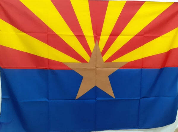 Bandiera Dell' Arizona Bandiera Americana Stato Arizona Sport e tempo libero/Fan Shop/Calcio/Bandiere e gagliardetti Il Distintivo - Pesaro, Commerciovirtuoso.it