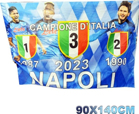 Bandiera-Forza-Napoli-Festa-3-Scudetto-1987-1990-2023-Campione-D'italia-90x140cm