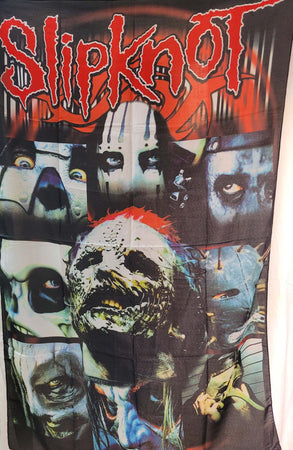Bandiera Slipknot Verticale cm 100 x 150 Uso Interno ed Esterno Sport e tempo libero/Fan Shop/Articoli per la casa/Quadro/Stampe e poster Il Distintivo - Pesaro, Commerciovirtuoso.it