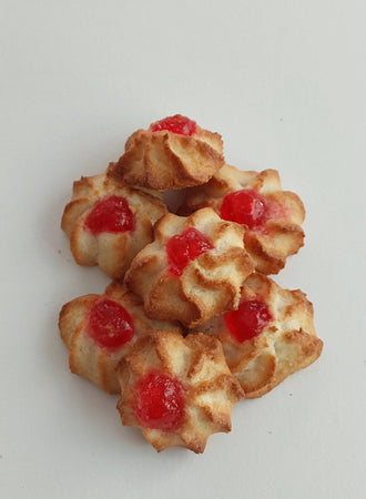 Biscotti Paste Di Mandorla Ricce Siciliane Confezione Box Regalo 500 Gr Biscotti Con Ingredienti Naturali Mandorle Siciliane Alimentari e cura della casa/Alimenti freschi e refrigerati/Impasti refrigerati/Biscotti LiSicily dolci per passione - Alassio, Commerciovirtuoso.it