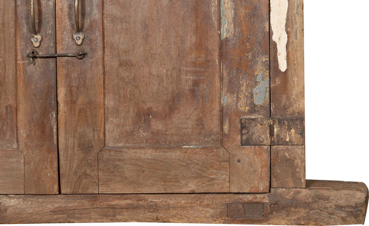 Biscottini-Finestra-finestrina-grata-porta-in-legno-massello-e-in-ferro-antica-e-vecchia-con-telaio-da-interno-o-da-esterno