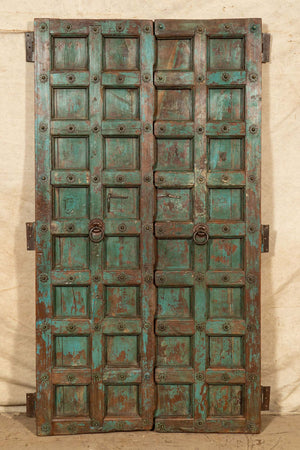Biscottini-Porta-portone-in-legno-massello-e-ferro-da-interno-o-da-esterno-vecchia-e-antica-medievale-scorrevole