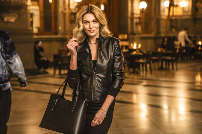 Bomber-Vittoria---Bomber-Donna-Nero-in-vera-pelle
